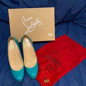 Christian Louboutin 4 inch heels 👠 with box and dust bag. Includes heel covers